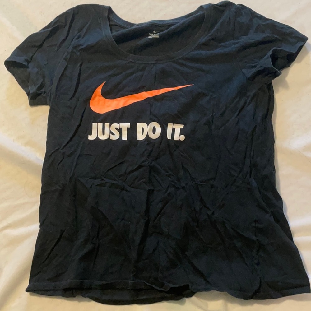 Nike black t shirt